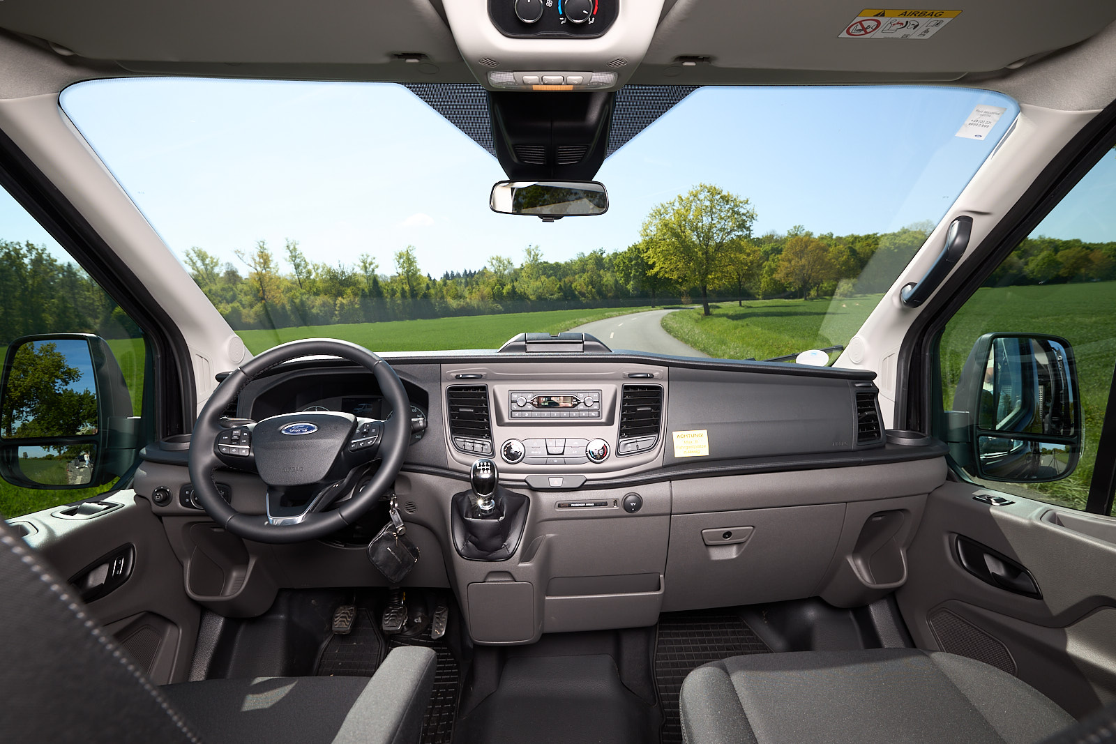 Auto-Bachem-9Sitzer-KleinbusXL-10